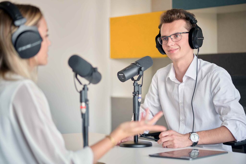 2022 Corporate Momentum23042